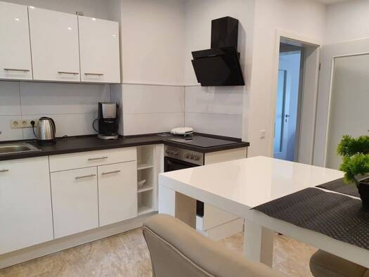 Wohnung zur Miete 790 € 2 Zimmer 52 m² Geschoss EG/3 frei ab sofort Adolfstraße 66 Furth-Süd Neuss 41462