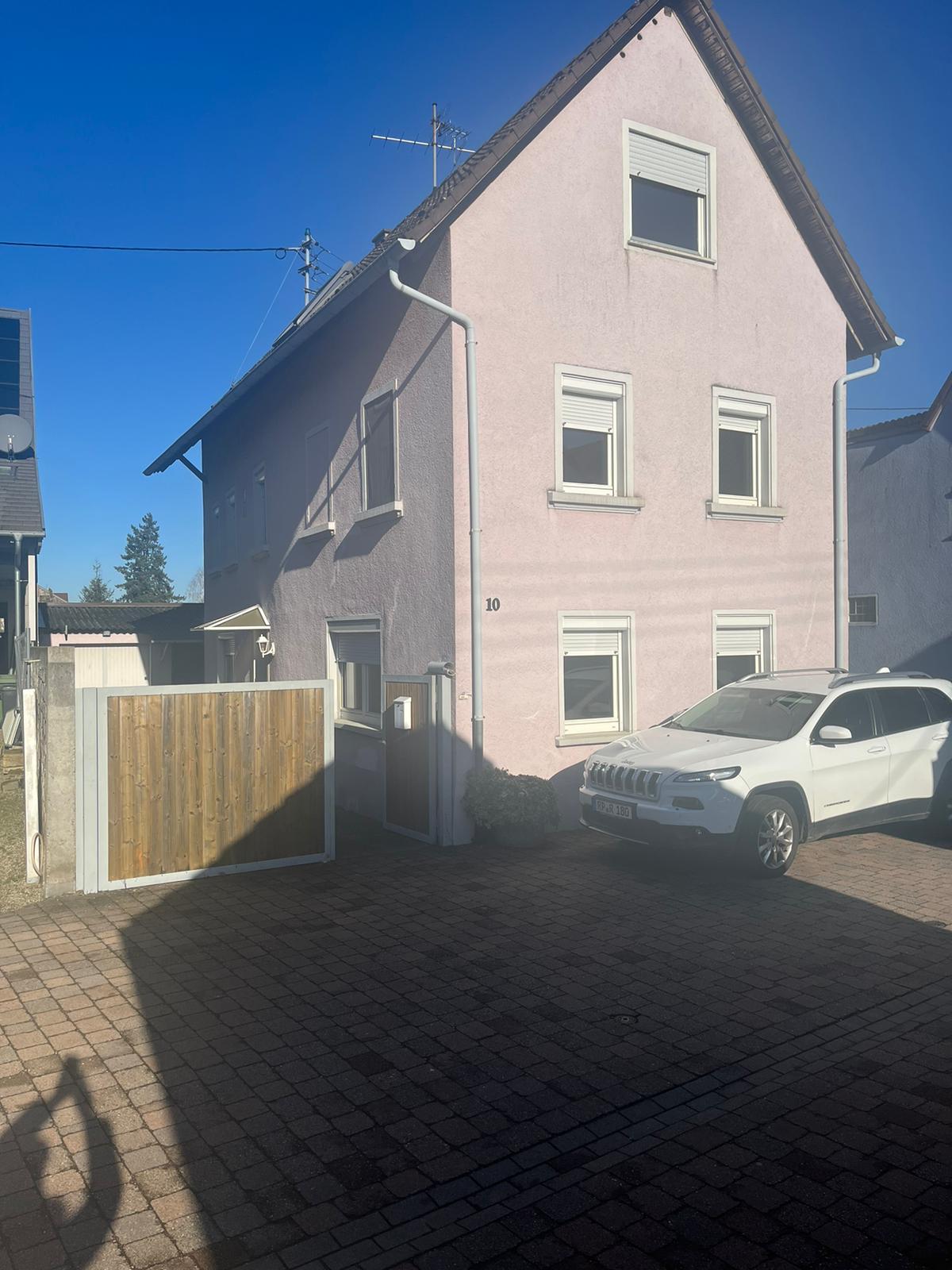 Haus zum Kauf 288.000 € 5 Zimmer 146 m²<br/>Wohnfläche 780 m²<br/>Grundstück ab sofort<br/>Verfügbarkeit Lingenfeld 67360