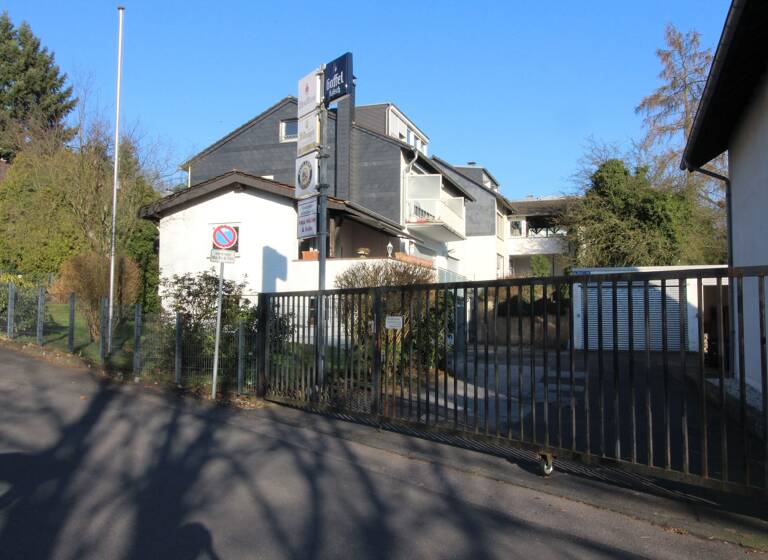 Freifläche zur Miete 160 m²<br/>Lagerfläche von 36 m² bis 160 m²<br/>Teilbarkeit Bensberg Bergisch Gladbach 51429
