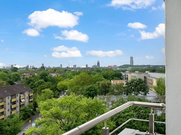 Wohnung zum Kauf 199.000 € 2 Zimmer 52 m² 8. Geschoss Bilderstöckchen Köln 50739