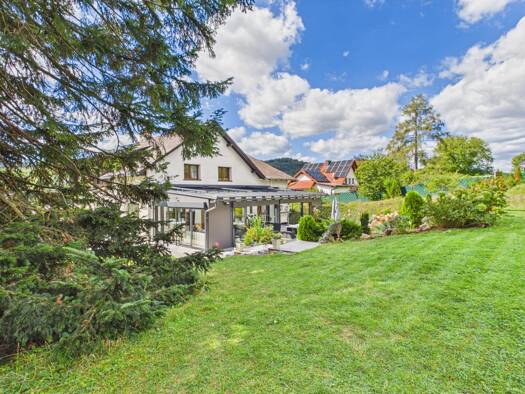 Mehrfamilienhaus zum Kauf 475.000 € 11 Zimmer 307,7 m² 3.004 m² Grundstück Krumbach 2851