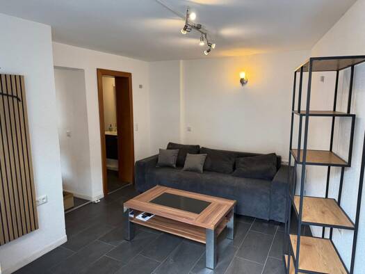 Wohnung zur Miete 650 € 1 Zimmer 30 m² Geschoss EG/1 frei ab 01.09.2026 Zimmermannstraße 3 Oberhausen Oberhausen 86154