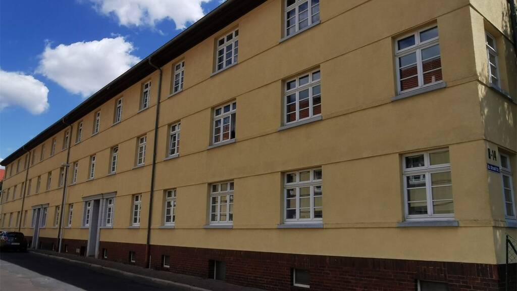 Wohnung zum Kauf 79.920 € 2 Zimmer 54 m² 2. Geschoss Dr.-Strauß-Str. 8-14 Eisenach 99817
