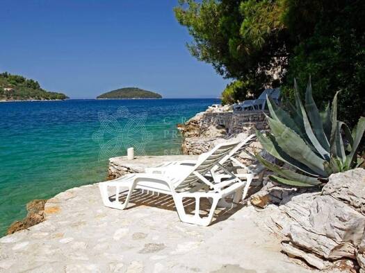 Haus zum Kauf 2.500.000 € 7 Zimmer 610 m² Korcula