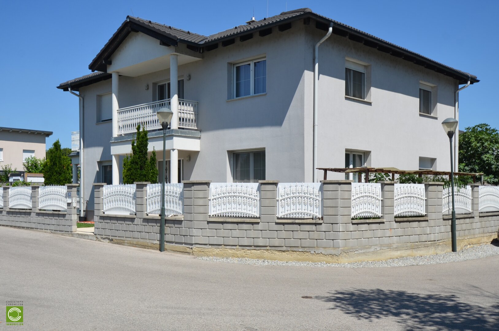 Einfamilienhaus zum Kauf 879.000 € 7 Zimmer 223 m²<br/>Wohnfläche 447 m²<br/>Grundstück Ebreichsdorf 2483