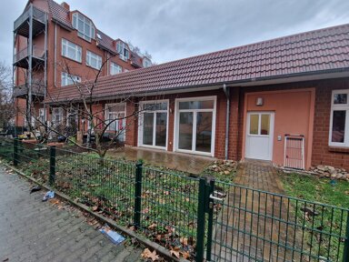 Terrassenwohnung zur Miete 519 € 3 Zimmer 75,6 m² 1. Geschoss frei ab 16.02.2025 Helmstedter Straße 32 Wormser Platz Magdeburg 39112