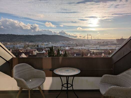 Wohnung zur Miete 1.935 € 4,5 Zimmer 129 m² Geschoss 2/3 frei ab 01.04.2026 Untertürkheim Stuttgart 70327