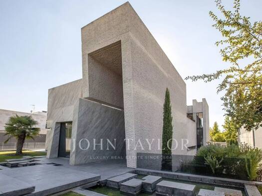 Haus zum Kauf 6.995.000 € 1.173 m² 2.546 m² Grundstück Madrid 28023