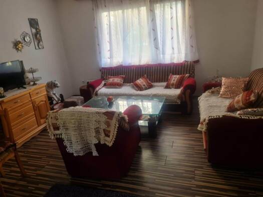 Einfamilienhaus zum Kauf 200.000 € 7 Zimmer 110 m² 970 m² Grundstück Sarajevo 4277