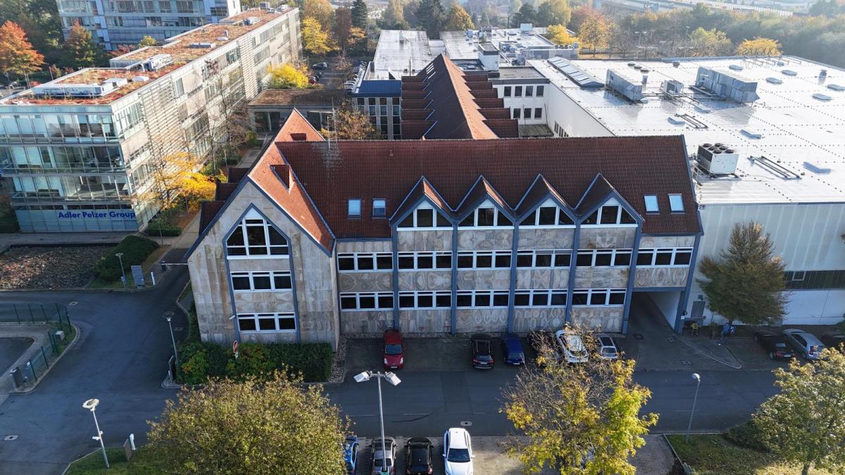 Bürofläche zur Miete provisionsfrei 8 € 583 m²<br/>Bürofläche ab 583 m²<br/>Teilbarkeit Kabel / Bathey Hagen 58099