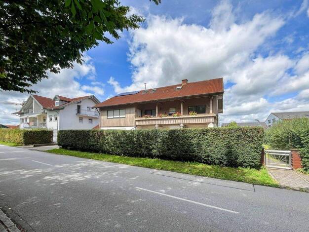 Wohnung zum Kauf 220.000 € 3,5 Zimmer 88,9 m² 2. Geschoss Unterneukirchen 84579