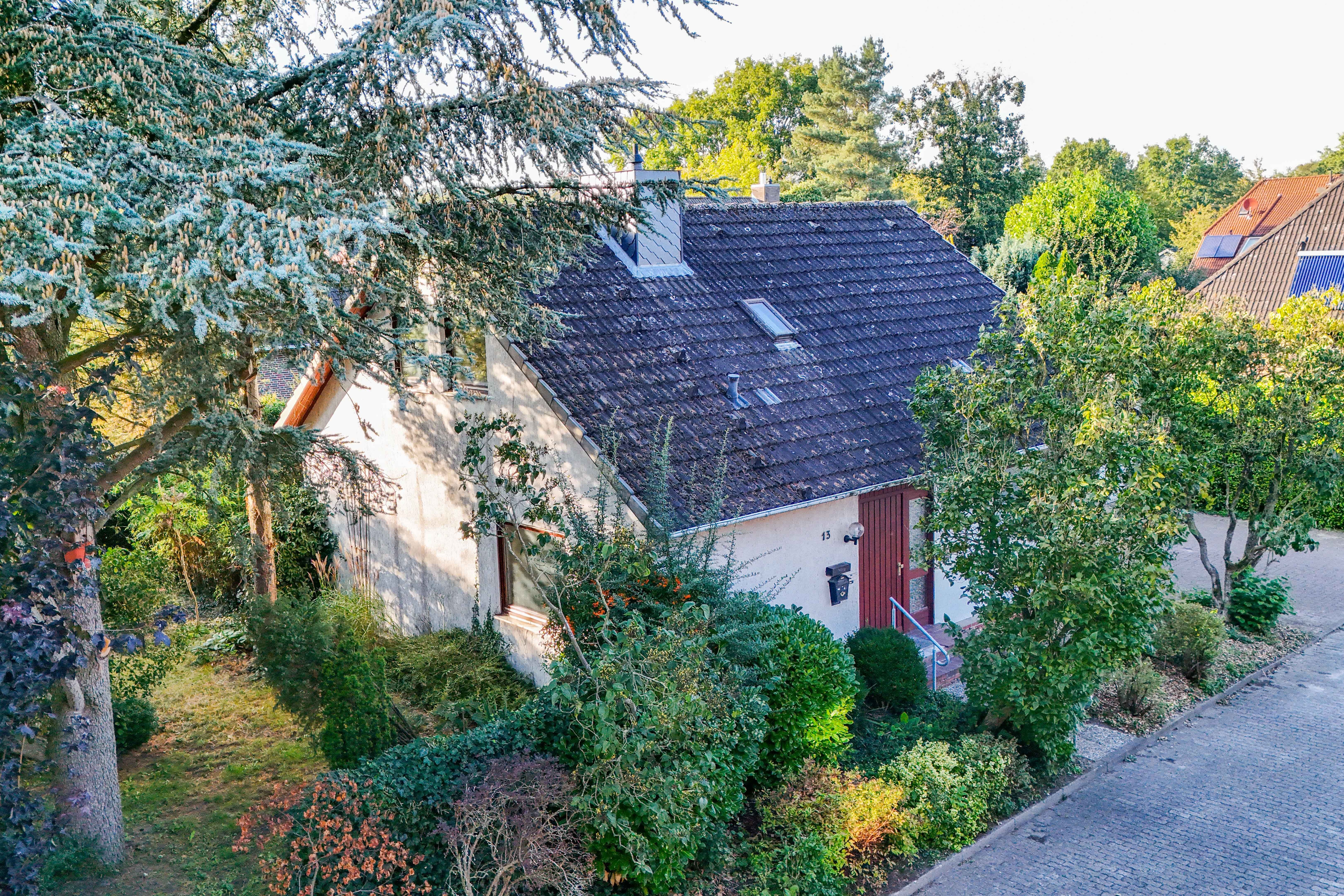 Einfamilienhaus zum Kauf 179.000 € 5 Zimmer 107,7 m²<br/>Wohnfläche 720 m²<br/>Grundstück Kellinghusen 25548