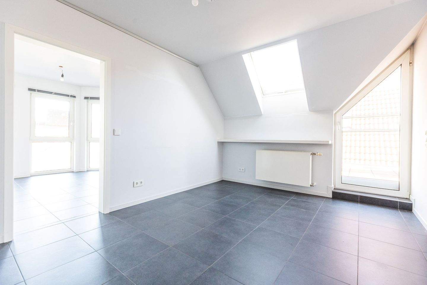 Immobilie in Dienheim - Ruhige Lage und modernes Design: Entdecken Sie Ihre neue Maisonette! - Bild 2