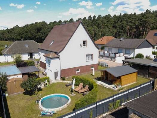 Einfamilienhaus zum Kauf 299.000 € 5 Zimmer 160 m² 650 m² Grundstück Burgstall Burgstall 39517