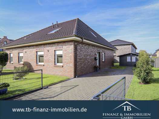 Doppelhaushälfte zur Miete 960 € 3 Zimmer 83,4 m² 393 m² Grundstück Hage Hage 26524
