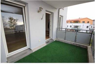 Wohnung zur Miete 750 € 2 Zimmer 75 m² Geschoss 1/1 frei ab 01.09.2025 Neumarkt Neumarkt in der Oberpfalz 92318