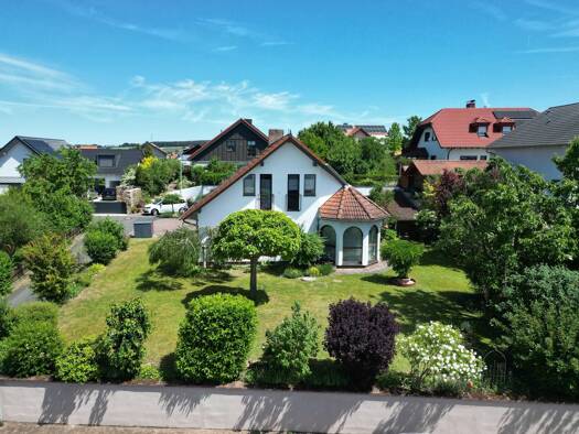 Einfamilienhaus zum Kauf 529.000 € 5 Zimmer 131 m² 653 m² Grundstück Wenigumstadt Großostheim 63762