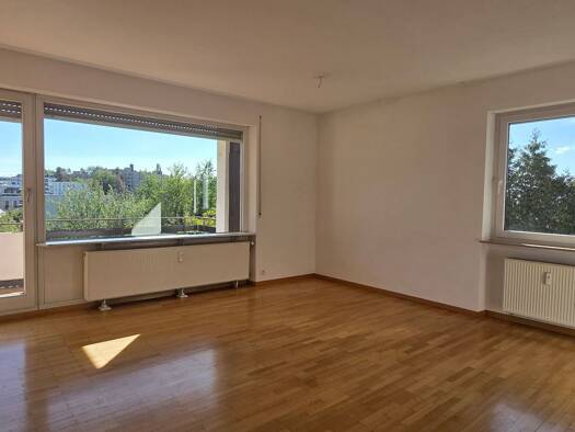 Wohnung zur Miete 1.134 € 3,5 Zimmer 94,6 m² 2 Geschosse frei ab sofort Friedhofstraße 32 Backnang Backnang 71522
