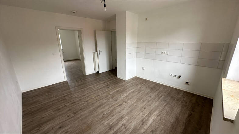 Wohnung zur Miete 525 € 2 Zimmer 50,8 m² 1. Geschoss frei ab 04.06.2025 Leonhardstr. 17 Memmingen Memmingen 87700