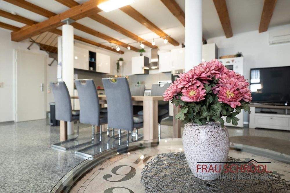 Immobilie in Mühlhausen-Ehingen - Exklusives TINY-Haus mit Charakter und hochwertiger Ausstattung - stilvoll, modern und unkompliziert Wohnen - Bild 0