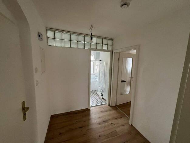 Wohnung zur Miete 425 € 2 Zimmer 62 m² 2. Geschoss Innenstadt Hof 95030