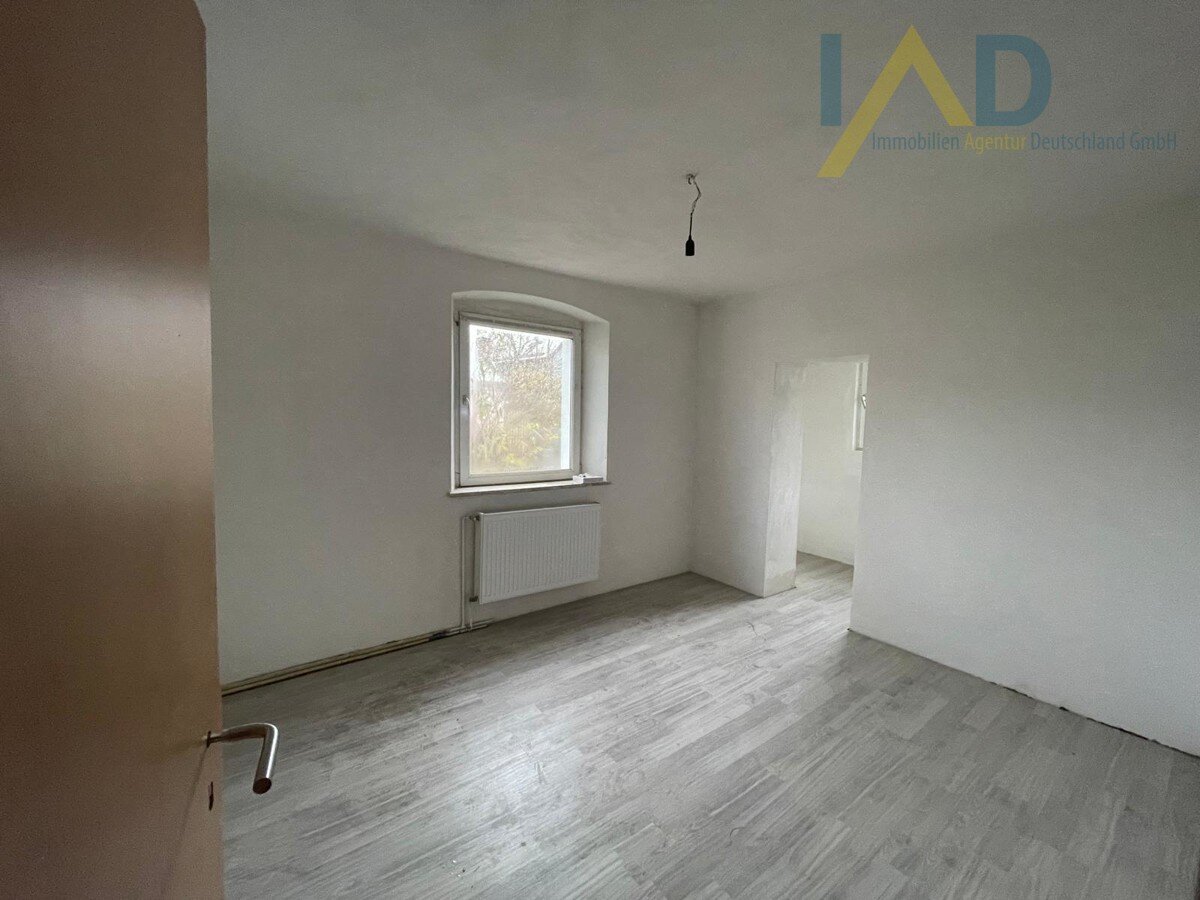 Einfamilienhaus zum Kauf 228.000 € 7 Zimmer 125 m²<br/>Wohnfläche 290 m²<br/>Grundstück Neustadt Neustadt an der Waldnaab 92660