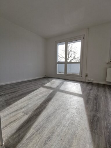 Wohnung zur Miete 345 € 3 Zimmer 57,6 m² 3. Geschoss frei ab 01.10.2024 Mittelweg 48 Roßlau 220 Dessau Roßlau 06862