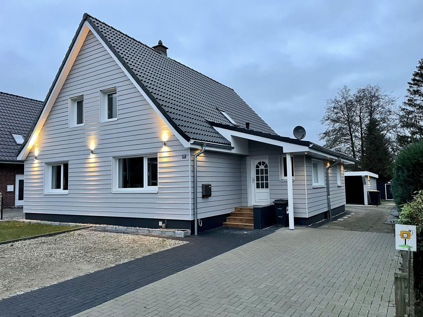 Mehrfamilienhaus zum Kauf provisionsfrei 479.000 € 9 Zimmer 203 m²<br/>Wohnfläche 854 m²<br/>Grundstück Schacht-Audorf 24790