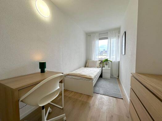 Wohnung zur Miete nur mit Wohnberechtigungsschein 595 € 1 Zimmer 10 m² 5. Geschoss frei ab sofort Hanauer Landstraße 47 Ostend Frankfurt am Main 60314