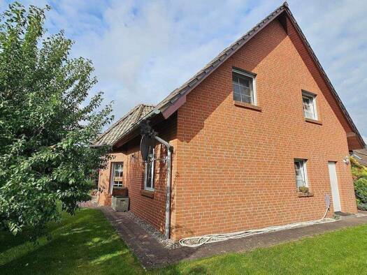 Einfamilienhaus zum Kauf 359.000 € 5 Zimmer 126 m² 1.233 m² Grundstück frei ab sofort Pelsin Anklam 17389