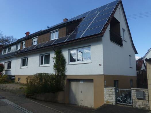 Doppelhaushälfte zum Kauf 380.000 € 7 Zimmer 123 m² 404 m² Grundstück Eislingen Eislingen/Fils 73054