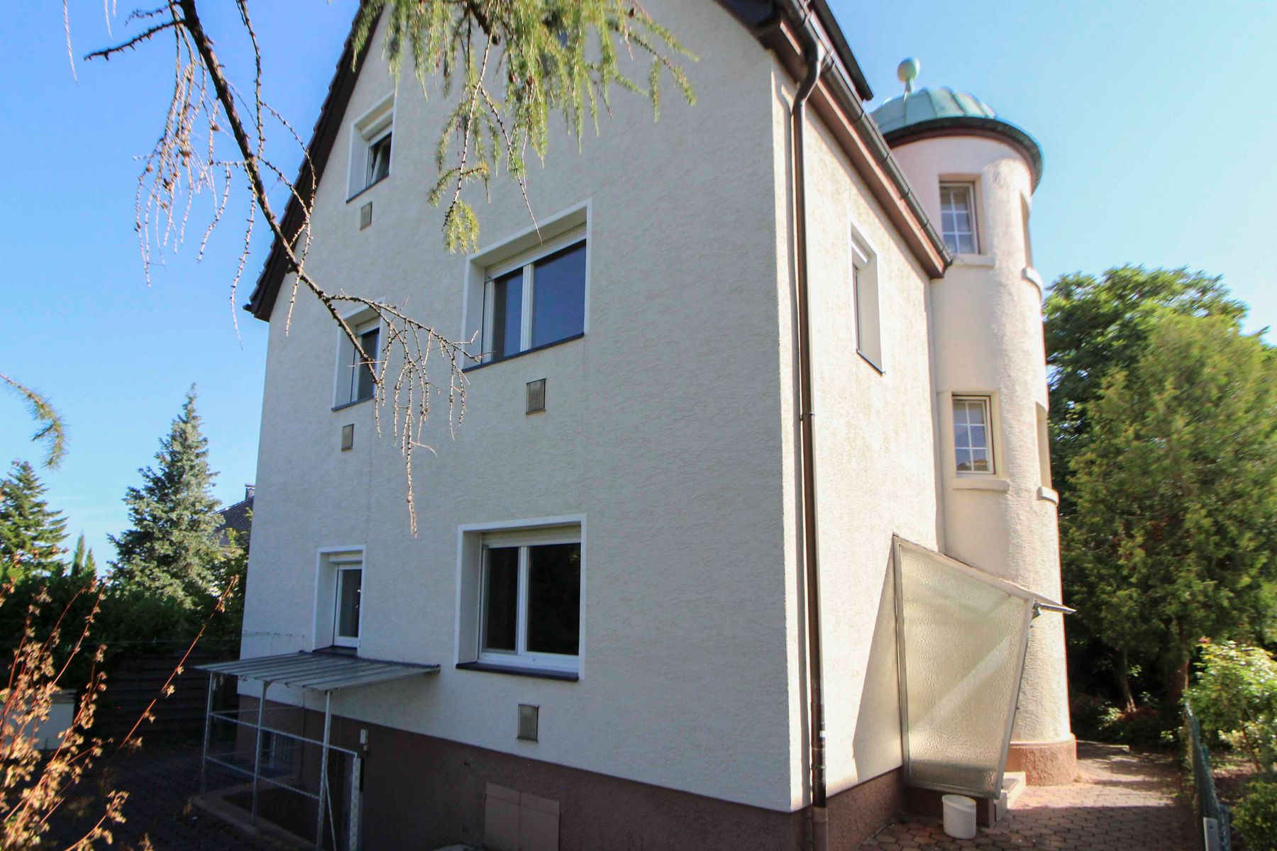 Mehrfamilienhaus zum Kauf 1.450.000 € 9 Zimmer 204 m²<br/>Wohnfläche 1.033 m²<br/>Grundstück Botnang - Süd Stuttgart 70195