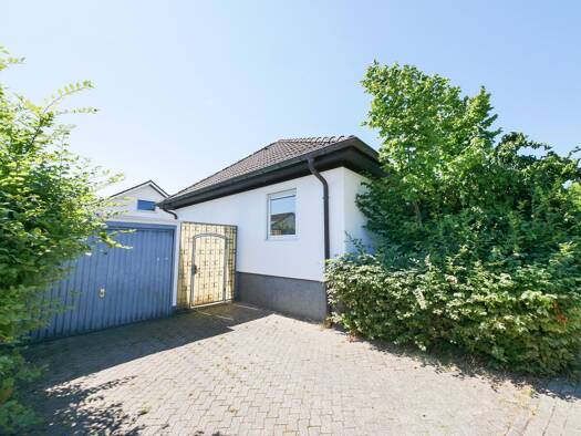 Einfamilienhaus zum Kauf 229.000 € 5 Zimmer 119 m² 476 m² Grundstück Bad Driburg Bad Driburg 33014