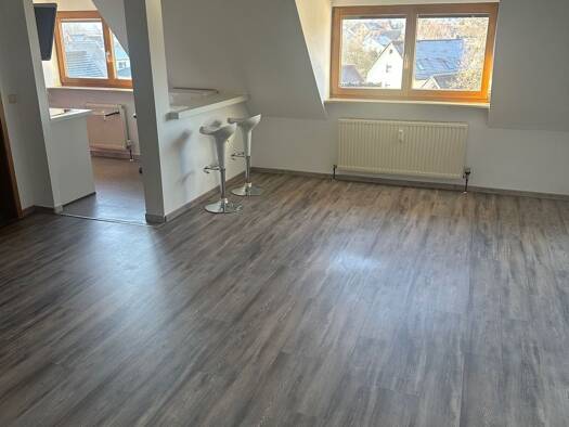 Wohnung zur Miete 480 € 2 Zimmer 55 m² Geschoss 2/3 frei ab sofort Röttenbach 91341