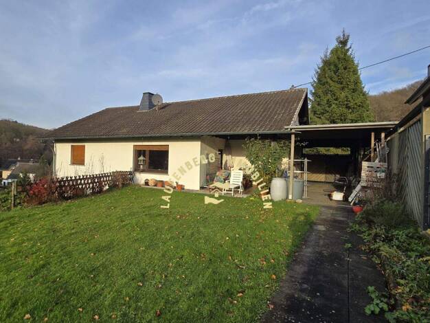 Einfamilienhaus zum Kauf 235.000 € 3 Zimmer 89 m² 1.997 m² Grundstück Kehlenbach Eitorf 53783
