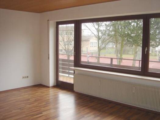 Wohnung zur Miete 1.050 € 5 Zimmer 115 m² 1. Geschoss frei ab sofort Nordlandstraße Brendlorenzen Bad Neustadt an der Saale 97616