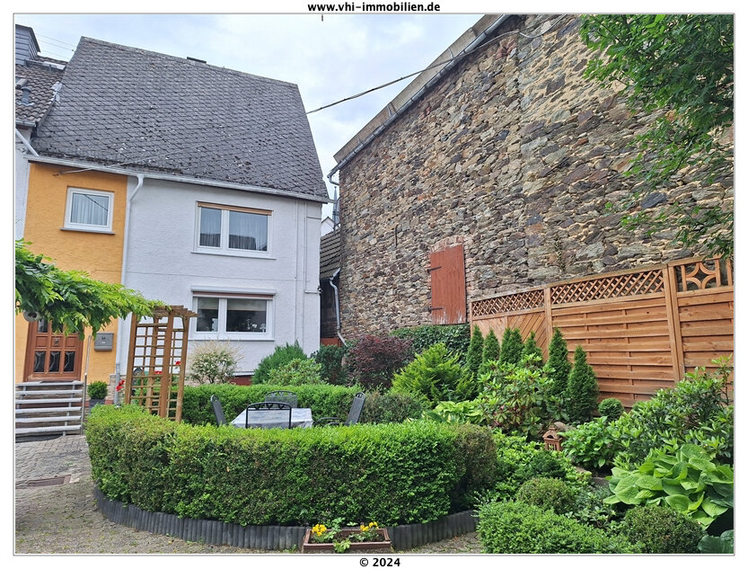 Reihenmittelhaus zum Kauf 149.000 € 4 Zimmer 95 m²<br/>Wohnfläche 388 m²<br/>Grundstück Miehlen Miehlen 56357