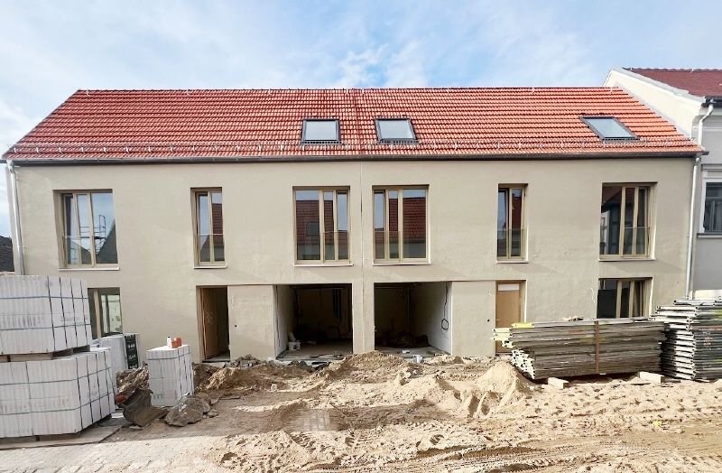 Haus zum Kauf provisionsfrei 693.000 € 5 Zimmer 126 m²<br/>Wohnfläche 176 m²<br/>Grundstück 01.02.2025<br/>Verfügbarkeit Kaditz (Altkaditz) Dresden 01139