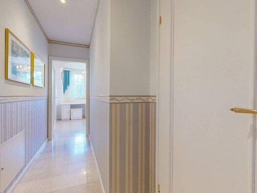 Haus zur Miete 4.400 € 5 Zimmer 329 m² 2.646 m² Grundstück Paul Peters-Gasse Breitenfurt bei Wien 2384