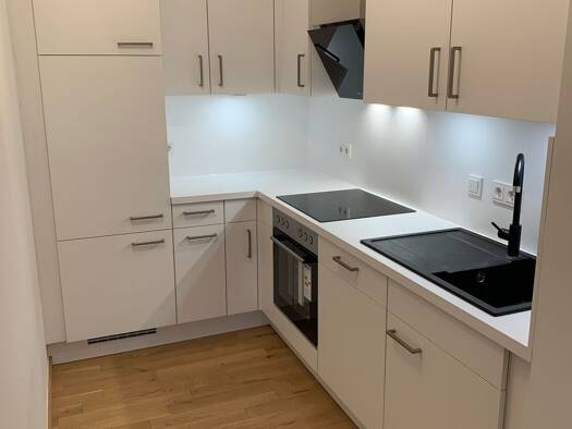 Wohnung zur Miete 880 € 2 Zimmer 40 m² Geschoss 2/4 frei ab 01.11.2026 Maierhoferstraße 1 Ostenviertel Regensburg 93047
