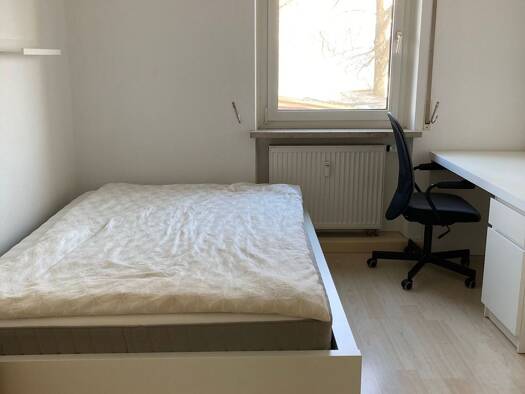 WG-Zimmer zur Miete 286 € 13 m² Geschoss 1/2 frei ab 11.03.2026 Innenstadt Augsburg 86153