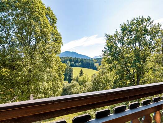 Wohnung zum Kauf 210.000 € 2 Zimmer 62 m² 2. Geschoss Feichten Siegsdorf 83313