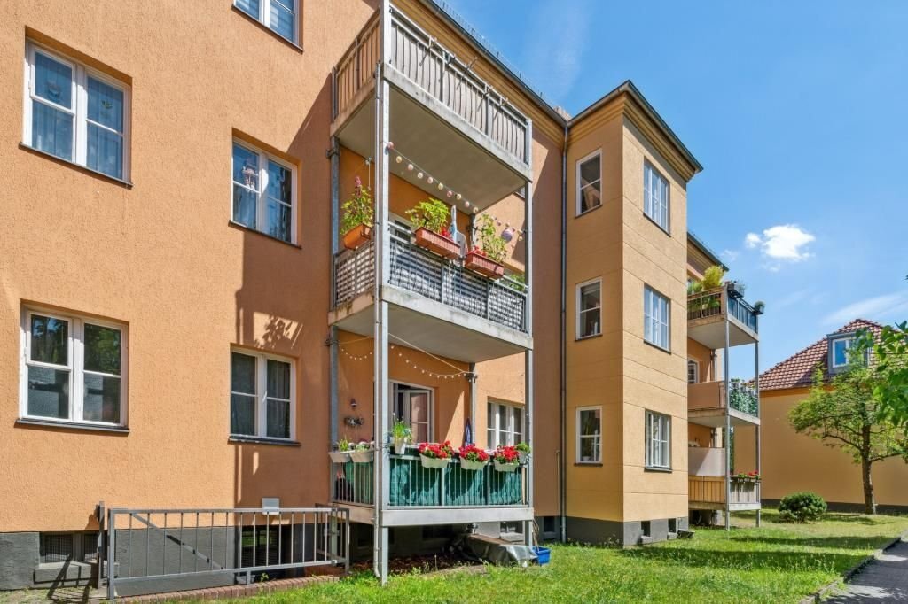 Wohnung zum Kauf provisionsfrei 216.100 € 2,5 Zimmer 55,8 m²<br/>Wohnfläche 1.<br/>Geschoss Windsteiner Weg 17 Zehlendorf Berlin 14165