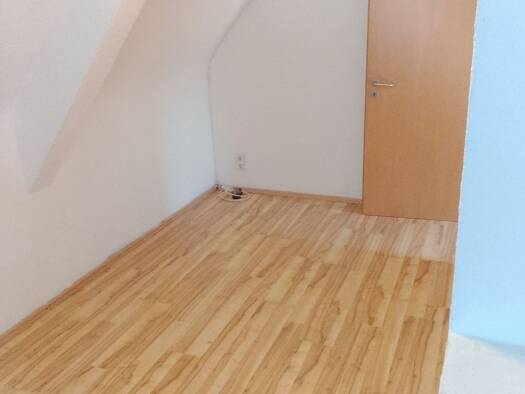 WG-Zimmer zur Miete 500 € 40 m² 2 Geschosse frei ab sofort Stadtgebiet Göppingen 73033