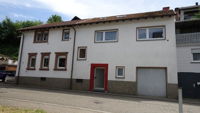 Einfamilienhaus zum Kauf provisionsfrei 185.000 € 7 Zimmer 239,8 m²<br/>Wohnfläche 610 m²<br/>Grundstück Waldfischbach-Burgalben 67714