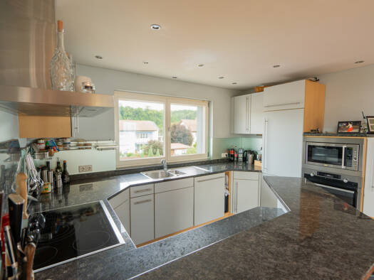 Mehrfamilienhaus zum Kauf 849.000 € 8 Zimmer 223 m² 810 m² Grundstück Wutöschingen 79793