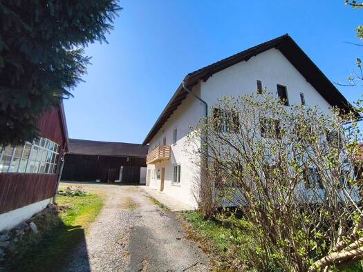 Bauernhaus zur Miete 1.450 € 9 Zimmer 380 m² 500 m² Grundstück frei ab sofort Moosham 37 1/2 Moosham Eggenfelden 84307