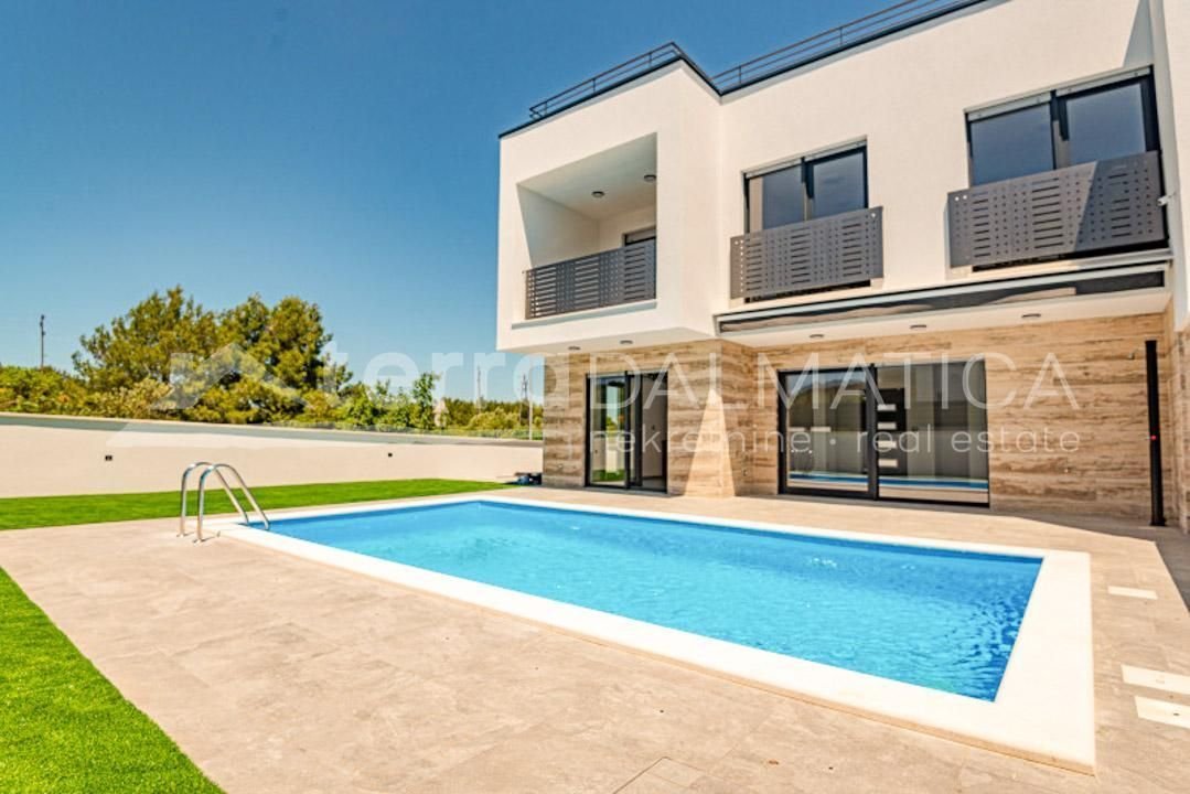 Haus zum Kauf 585.000 € 3 Zimmer 126 m²<br/>Wohnfläche 227 m²<br/>Grundstück Vodice Vodice 22211