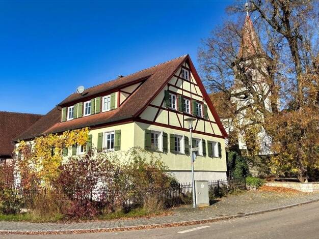 Einfamilienhaus zum Kauf 460.000 € 5 Zimmer 190 m² 511 m² Grundstück Larrieden Feuchtwangen 91555