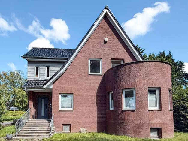 Sonstiges zum Kauf als Kapitalanlage geeignet 299.000 € 7 Zimmer 193,2 m² 1.284 m² Grundstück Bornhöved 24619